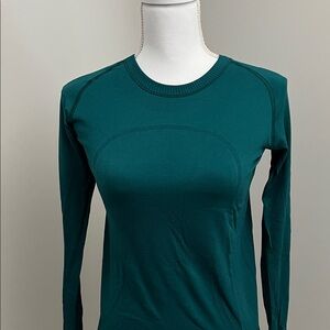 Lululemon athletica Women’s Long-Sleeve Crew Neck Top - Teal